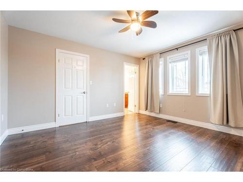 125 Periwinkle Drive, Hamilton, ON - Indoor Photo Showing Other Room