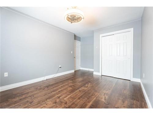 125 Periwinkle Drive, Hamilton, ON - Indoor Photo Showing Other Room