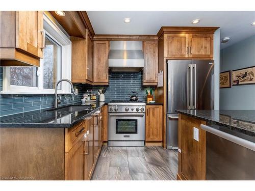 12895 King Road, Niagara Falls, ON - Indoor Photo Showing Kitchen