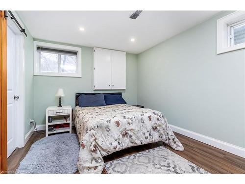 12895 King Road, Niagara Falls, ON - Indoor Photo Showing Bedroom