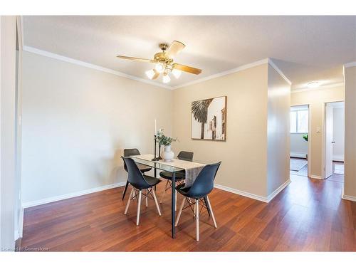 201-975 Warwick Court, Burlington, ON - Indoor Photo Showing Dining Room