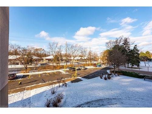 201-975 Warwick Court, Burlington, ON - Outdoor With View