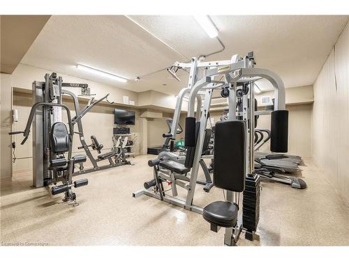 201-975 Warwick Court, Burlington, ON - Indoor Photo Showing Gym Room