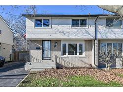 18 Palmer Road  Hamilton, ON L8T 3E6