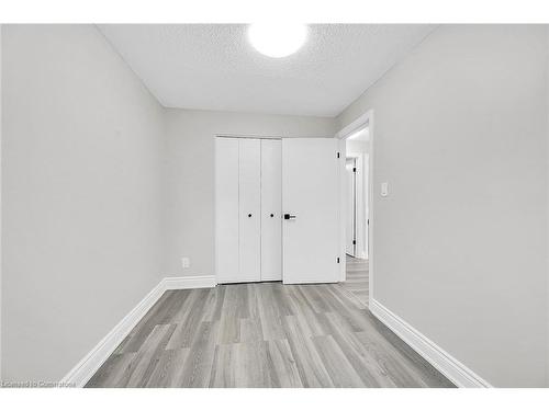 18 Palmer Road, Hamilton, ON - Indoor Photo Showing Other Room