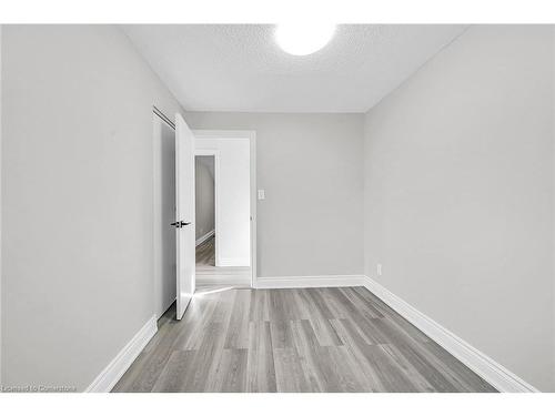 18 Palmer Road, Hamilton, ON - Indoor Photo Showing Other Room