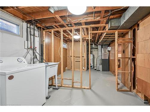 18 Palmer Road, Hamilton, ON - Indoor Photo Showing Basement