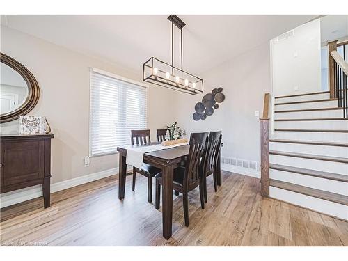 14 Gatestone Drive, Hamilton, ON - Indoor Photo Showing Dining Room