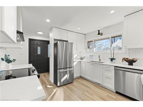 20 Burfield Avenue, Hamilton, ON - Indoor Photo Showing Kitchen