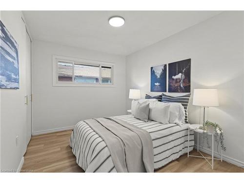 20 Burfield Avenue, Hamilton, ON - Indoor Photo Showing Bedroom