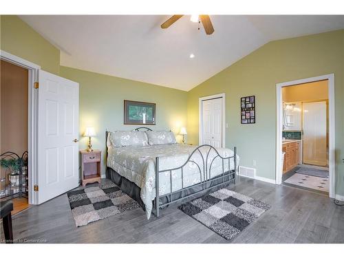 2948 North Shore Drive, Lowbanks, ON - Indoor Photo Showing Bedroom