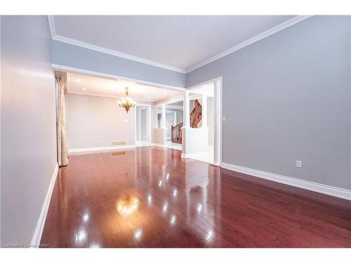 15 Hellyer Avenue, Brampton, ON - Indoor Photo Showing Other Room