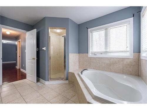 15 Hellyer Avenue, Brampton, ON - Indoor Photo Showing Bathroom