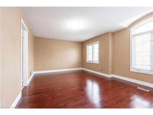 15 Hellyer Avenue, Brampton, ON - Indoor Photo Showing Other Room