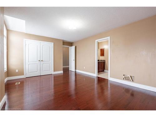 15 Hellyer Avenue, Brampton, ON - Indoor Photo Showing Other Room