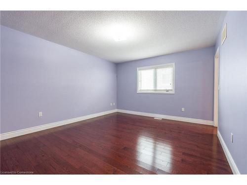 15 Hellyer Avenue, Brampton, ON - Indoor Photo Showing Other Room