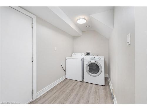 Lower-6 Murray Street, St. Catharines, ON - Indoor Photo Showing Laundry Room