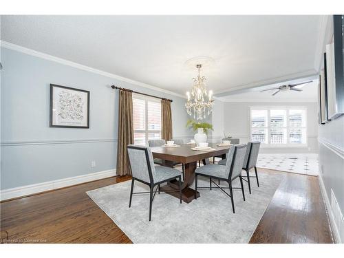 1225 Saddler Circle, Oakville, ON - Indoor Photo Showing Dining Room