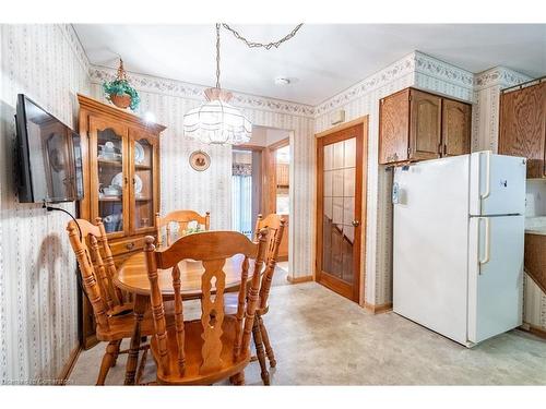 1053 Fennell Avenue E, Hamilton, ON - Indoor Photo Showing Dining Room