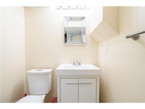 1053 Fennell Avenue E, Hamilton, ON - Indoor Photo Showing Bathroom