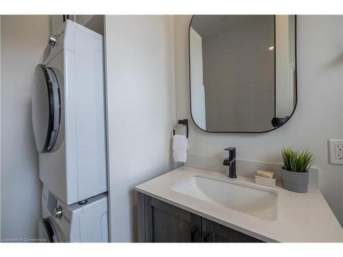 5 Florence Street, Hamilton, ON - Indoor Photo Showing Laundry Room