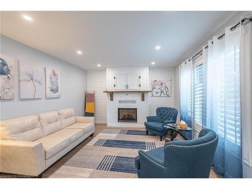 46 Kinross Street, Caledonia, ON - Indoor Photo Showing Living Room With Fireplace