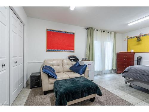 46 Kinross Street, Caledonia, ON - Indoor Photo Showing Bedroom