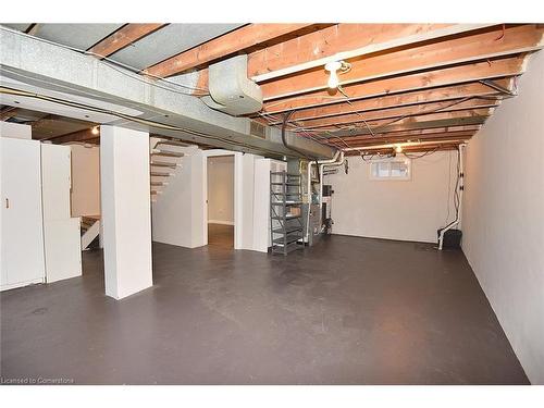 47 East 35Th Street, Hamilton, ON - Indoor Photo Showing Basement