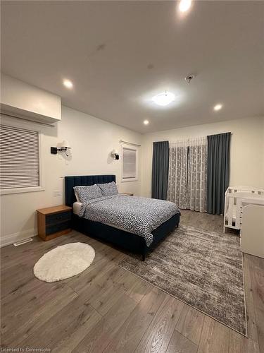 28 Burris Street, Hamilton, ON - Indoor Photo Showing Bedroom