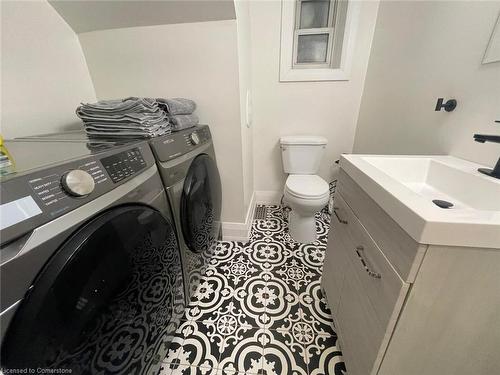 28 Burris Street, Hamilton, ON - Indoor Photo Showing Laundry Room