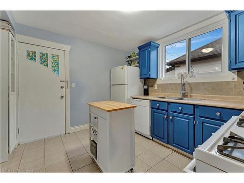 62 Houghton Avenue N, Hamilton, ON - Indoor Photo Showing Kitchen With Double Sink