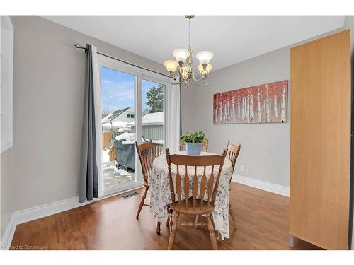 124 East 43Rd Street, Hamilton, ON - Indoor Photo Showing Dining Room