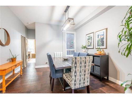 166 Catharine Street N, Hamilton, ON - Indoor Photo Showing Dining Room