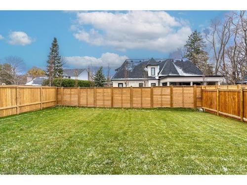 7 Bartlett Avenue, Grimsby, ON - Outdoor With Backyard