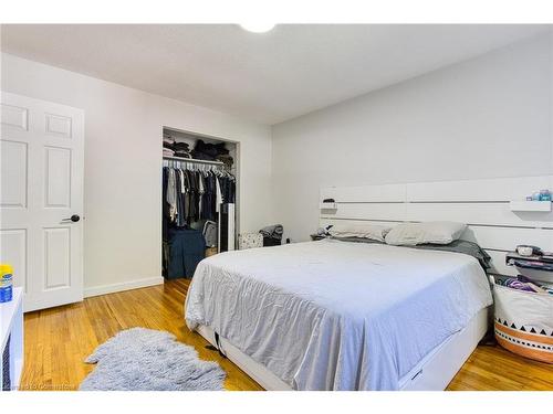 191 Margaret Avenue, Hamilton, ON - Indoor Photo Showing Bedroom