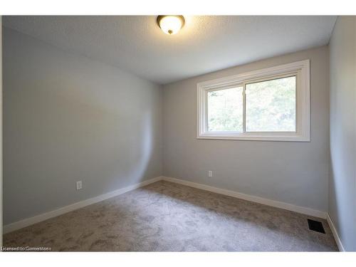 54 Fairway Drive, Hamilton, ON - Indoor Photo Showing Other Room