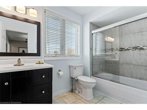 504 Mathewman Crescent, Burlington, ON - Indoor Photo Showing Bathroom