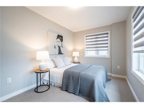 4012 Crown Street, Beamsville, ON - Indoor Photo Showing Bedroom