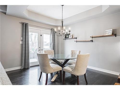 48 Madonna Drive, Hamilton, ON - Indoor Photo Showing Dining Room