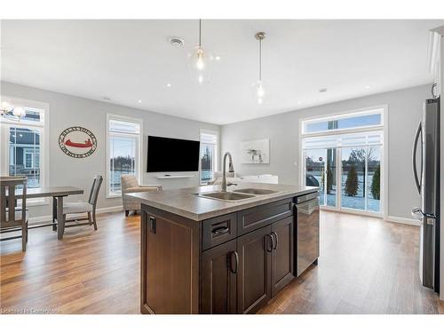 10-740 Main Street E, Dunnville, ON - Indoor Photo Showing Kitchen With Double Sink