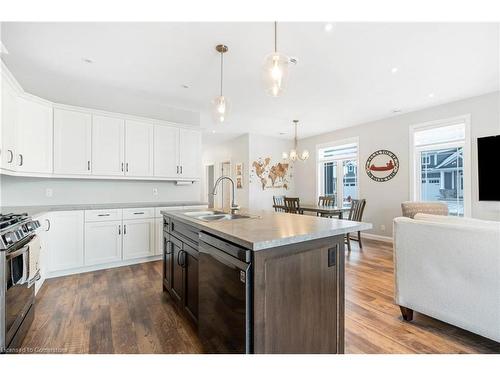 10-740 Main Street E, Dunnville, ON - Indoor Photo Showing Kitchen With Double Sink