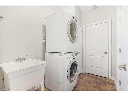 10-740 Main Street E, Dunnville, ON - Indoor Photo Showing Laundry Room