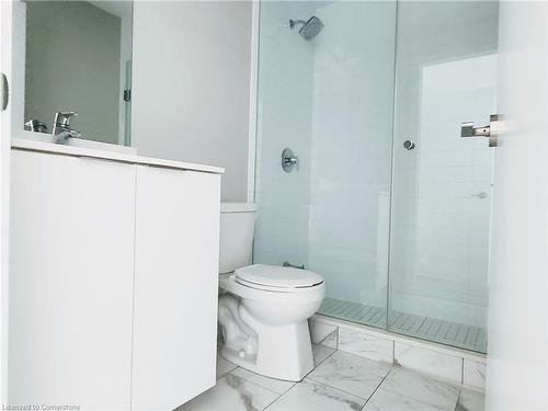 5007-30 Shore Breeze Drive, Toronto, ON - Indoor Photo Showing Bathroom