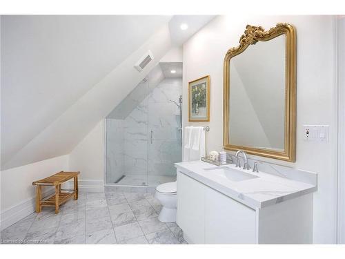 75 Ridge Road, Stoney Creek, ON - Indoor Photo Showing Bathroom