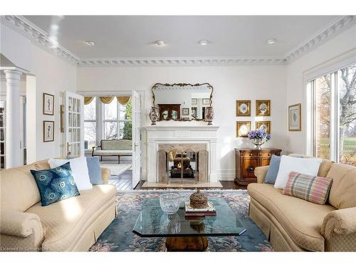 75 Ridge Road, Stoney Creek, ON - Indoor Photo Showing Living Room With Fireplace