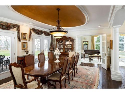 75 Ridge Road, Stoney Creek, ON - Indoor Photo Showing Dining Room