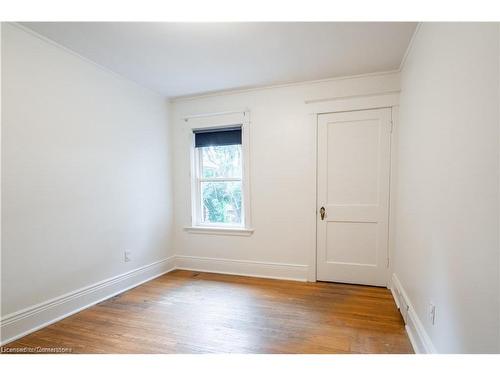 56 Newton Avenue, Hamilton, ON - Indoor Photo Showing Other Room