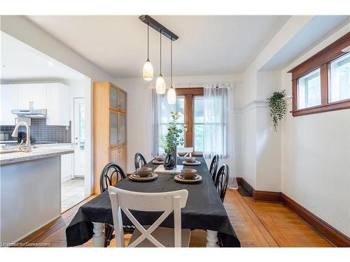 56 Newton Avenue, Hamilton, ON - Indoor Photo Showing Dining Room