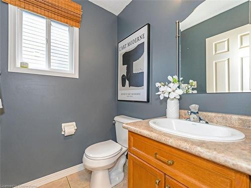 56 Cedarvale Avenue, Guelph, ON - Indoor Photo Showing Bathroom