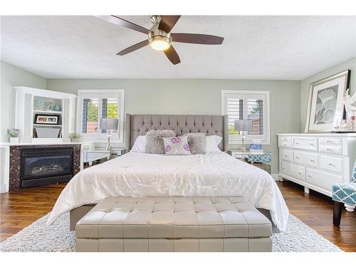 580 Fifty Road, Stoney Creek, ON - Indoor Photo Showing Bedroom